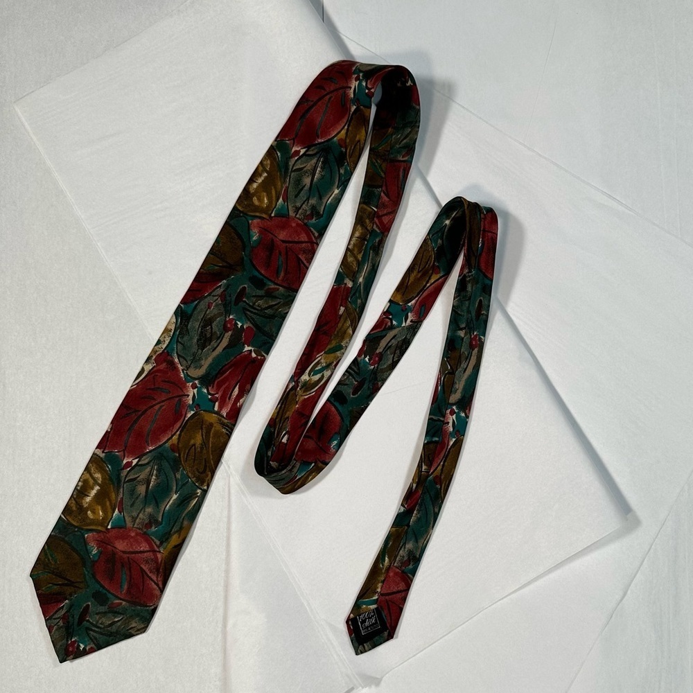 Surrey Vintage Silk Warm Tone Maroon, Teal, Brown Leaf Tie